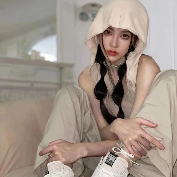 霍莉